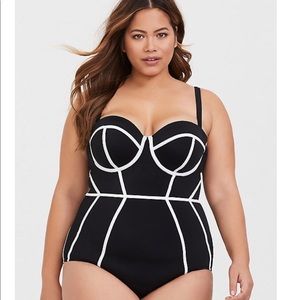 **ISO** Torrid size 00, 0, 1!!!